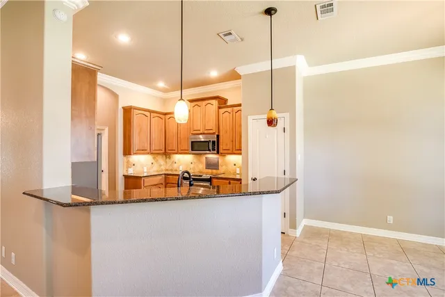 $2,300 | 2527 Leatherwood Drive, Harker Heights, TX 76548