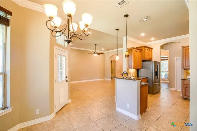 $2,300 | 2527 Leatherwood Drive, Harker Heights, TX 76548