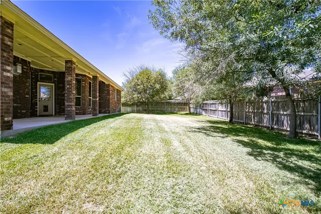 $2,300 | 2527 Leatherwood Drive, Harker Heights, TX 76548