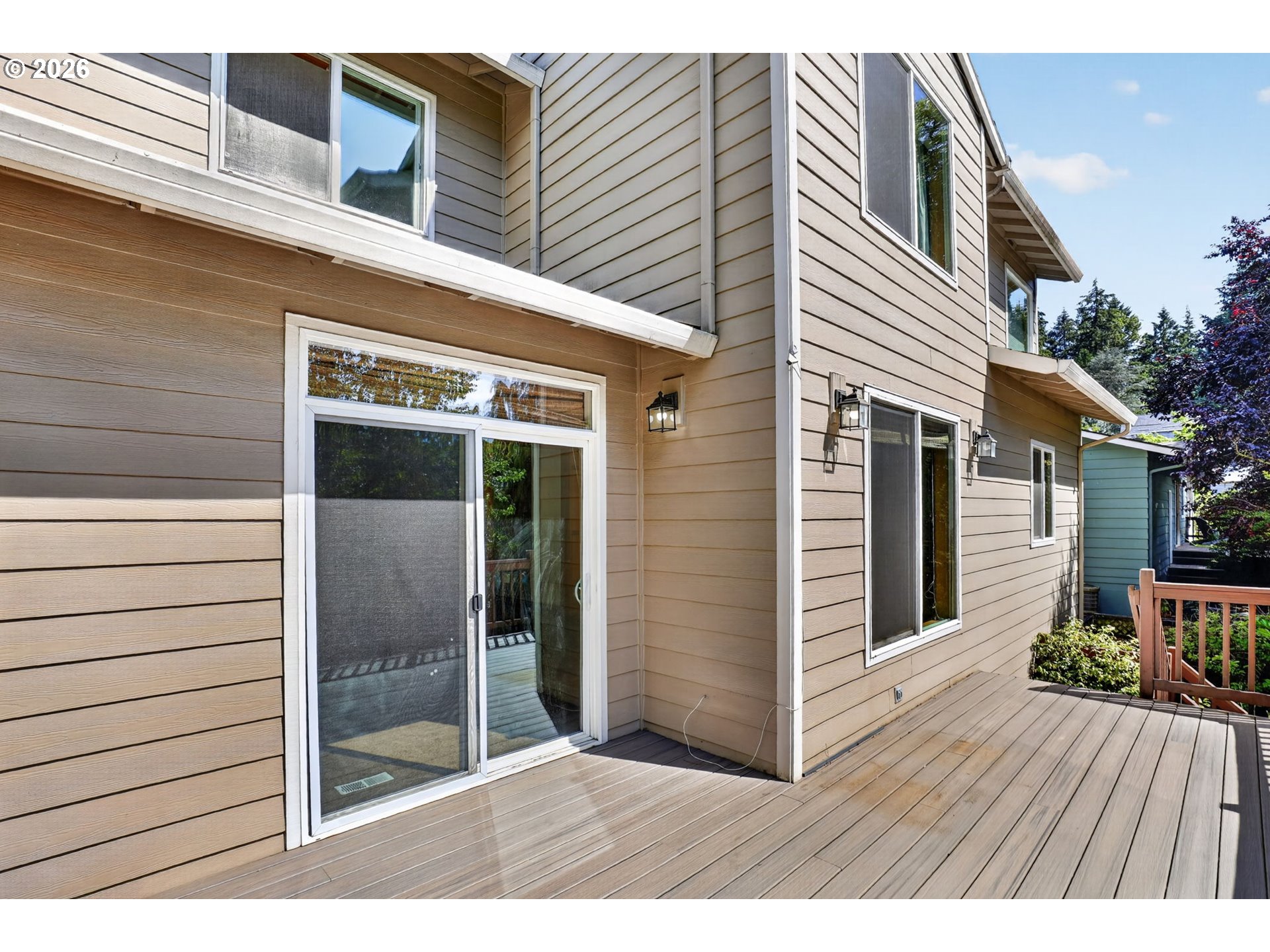 8311 Southwest 43rd Avenue Portland, OR 97219 - Photo 15 of 45