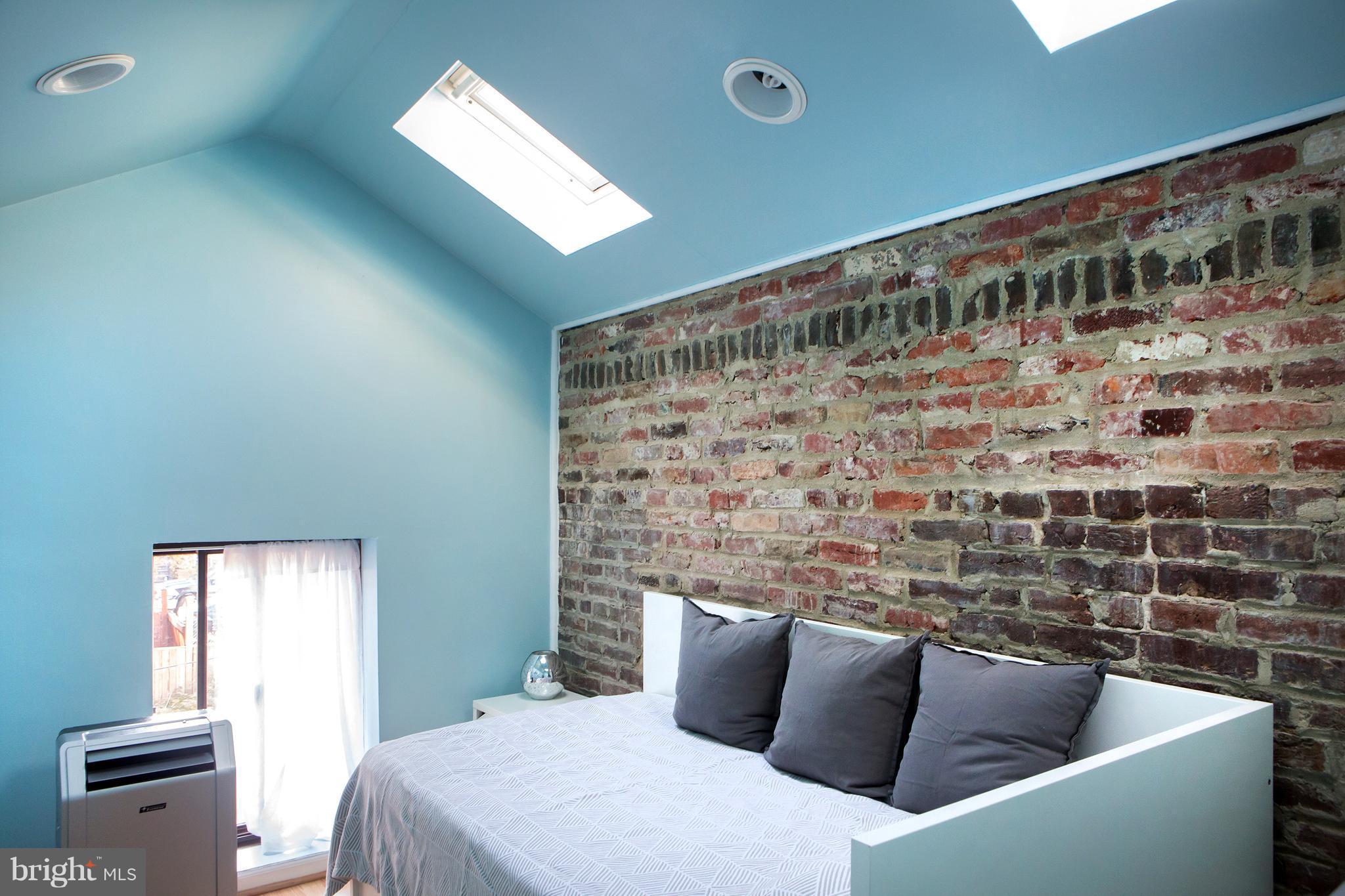 307 E Street Northeast Washington, DC 20002 - Photo 27 of 29 Fun Space, Sleep, Study!