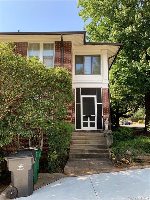 224 Providence Road Charlotte, NC 28207 - Photo 2 of 27 front view of a house