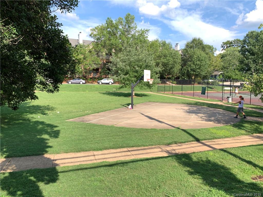 224 Providence Road Charlotte, NC 28207 - Photo 24 of 27 a park view with a bench