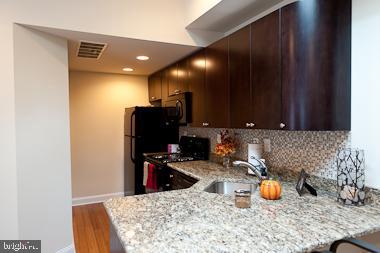 359 Lyceum Avenue Philadelphia, PA 19128 - Photo 13 of 18
