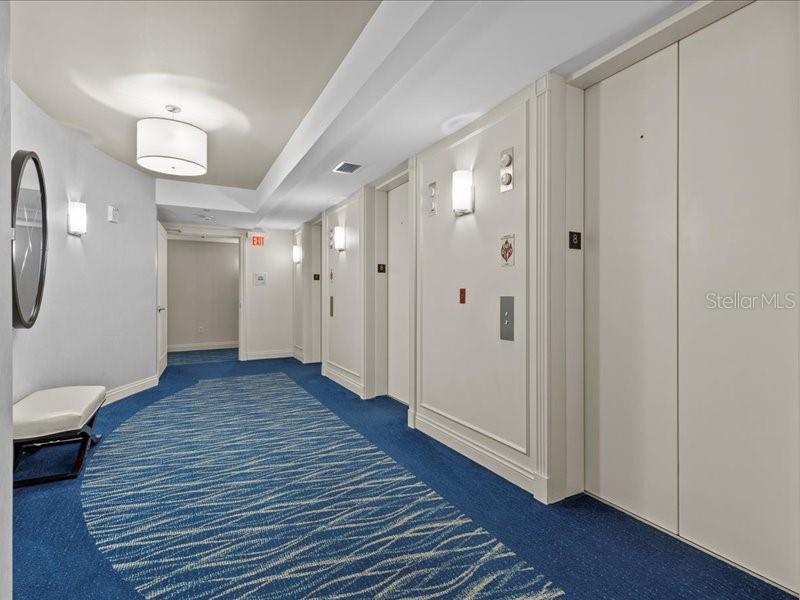 331 Cleveland Street, Unit 806 Clearwater, FL 33755 - Photo 19 of 83 a bathroom with a sink and a mirror