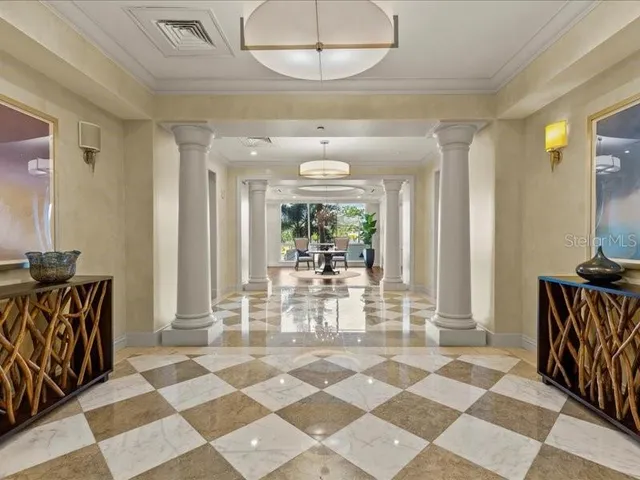 $839,000 | 331 Cleveland Street, Unit 806, Clearwater, FL 33755