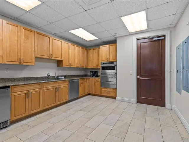 $839,000 | 331 Cleveland Street, Unit 806, Clearwater, FL 33755