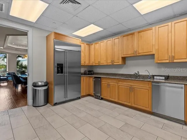 $839,000 | 331 Cleveland Street, Unit 806, Clearwater, FL 33755