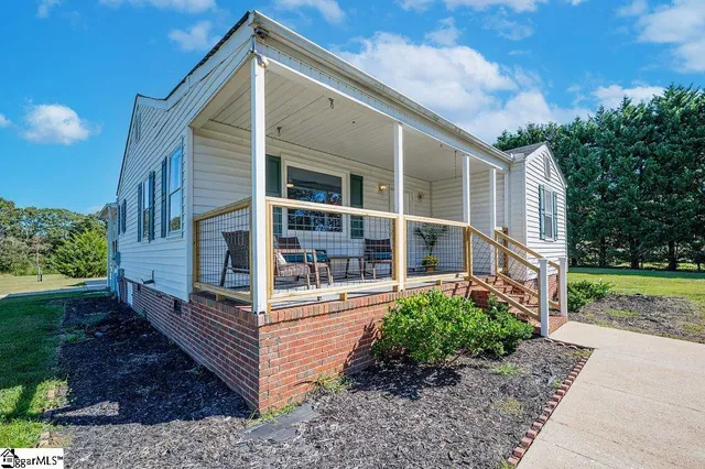 $298,000 | 1188 Holly Springs Road, Lyman, SC 29365