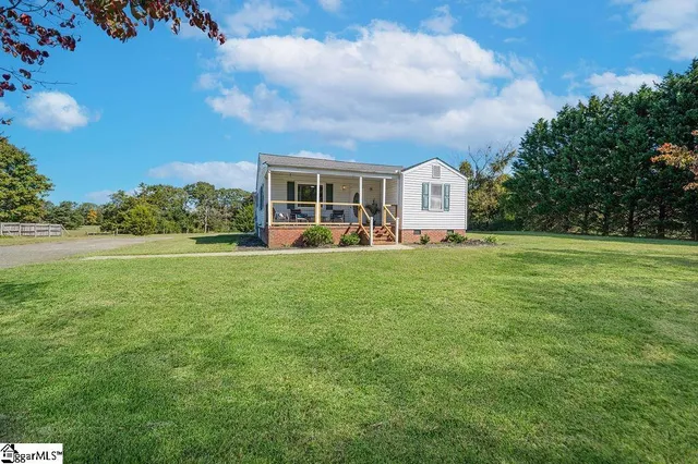 $298,000 | 1188 Holly Springs Road, Lyman, SC 29365