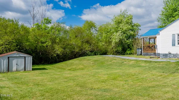 $260,000 | 2044 Siam Road, Elizabethton, TN 37643