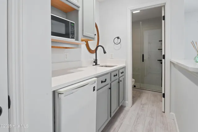 $2,100 | 3350 Club Villas Drive, Unit 806, Southport, NC 28461