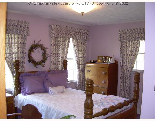 5111 Elk River Road Elkview, WV 25071 - Photo 4 of 8 Interior Space/Layout.
