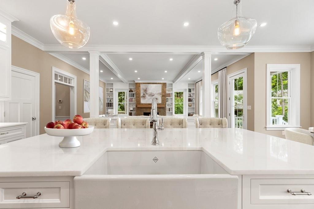 1 A Ledgewood Road Winchester, MA 01890 - Photo 5 of 23