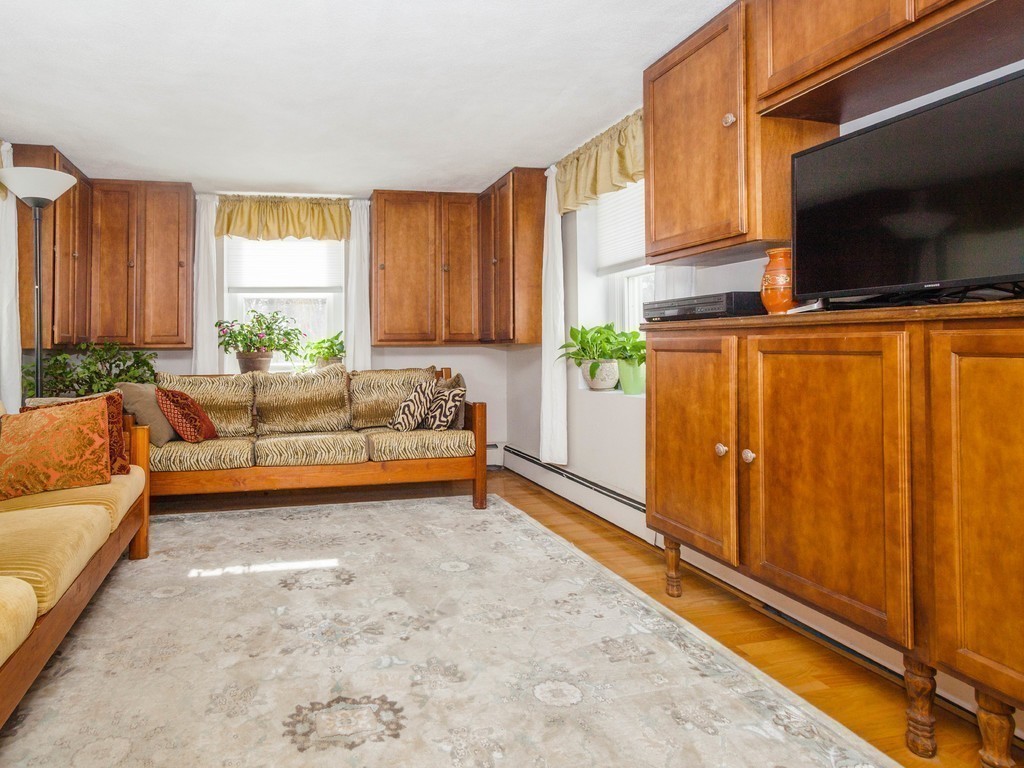 93 Spring Street Wakefield, MA 01880 - Photo 8 of 23 Gallery Image 8