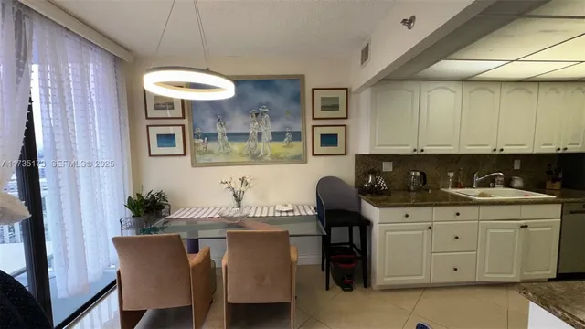 $825,000 | 210 174th Street, Unit 1909, Sunny Isles Beach, FL 33160