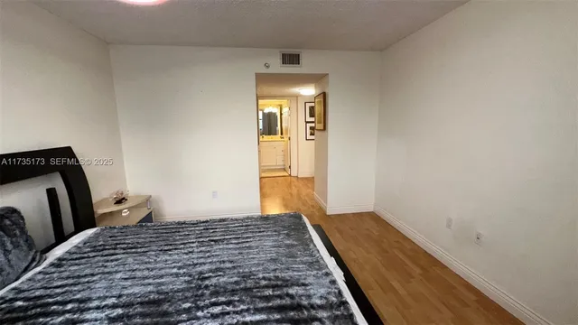 $825,000 | 210 174th Street, Unit 1909, Sunny Isles Beach, FL 33160