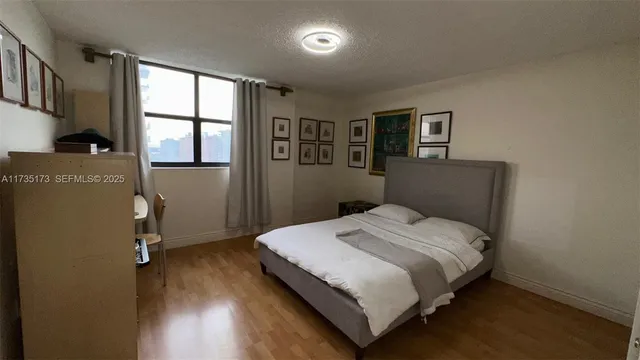 $825,000 | 210 174th Street, Unit 1909, Sunny Isles Beach, FL 33160