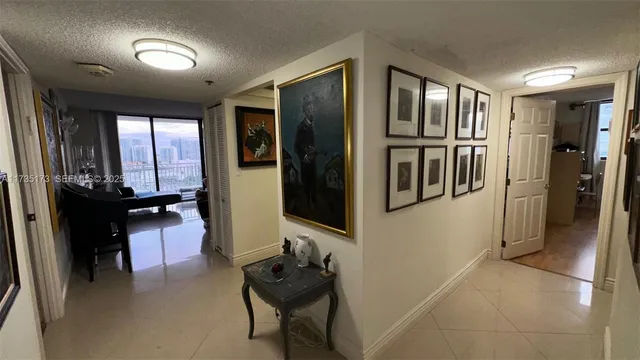 $825,000 | 210 174th Street, Unit 1909, Sunny Isles Beach, FL 33160