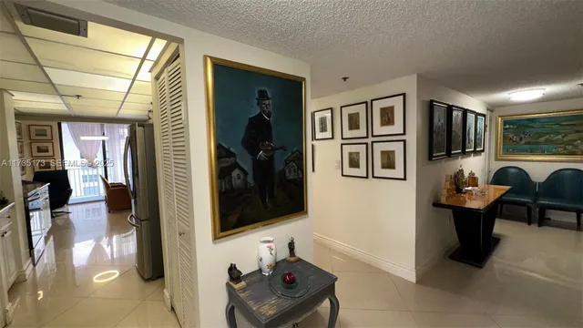 $825,000 | 210 174th Street, Unit 1909, Sunny Isles Beach, FL 33160