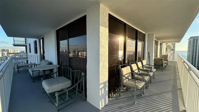 $825,000 | 210 174th Street, Unit 1909, Sunny Isles Beach, FL 33160