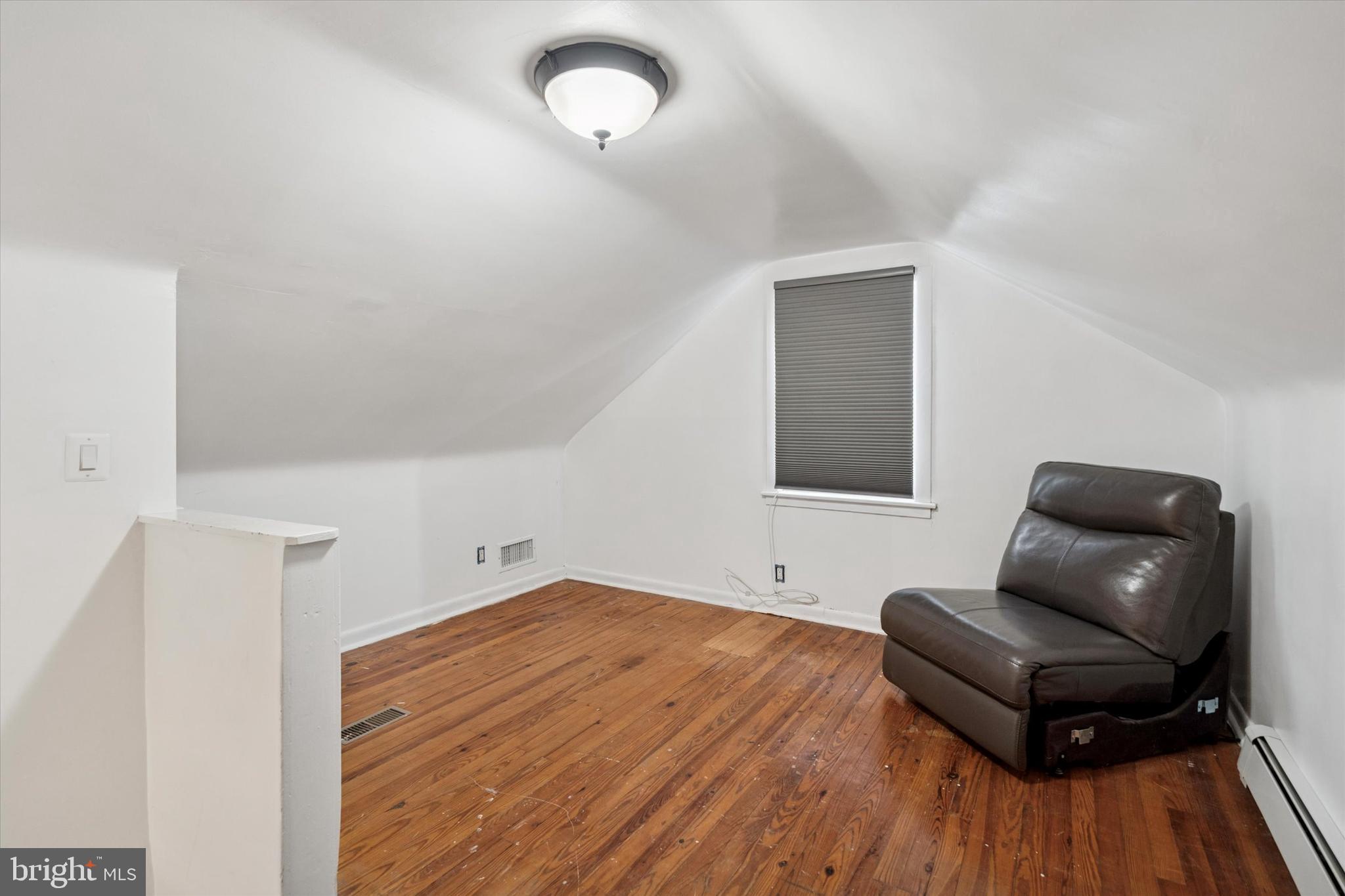 423 Newton Road Hatboro, PA 19040 - Photo 32 of 40 Gallery Image 32