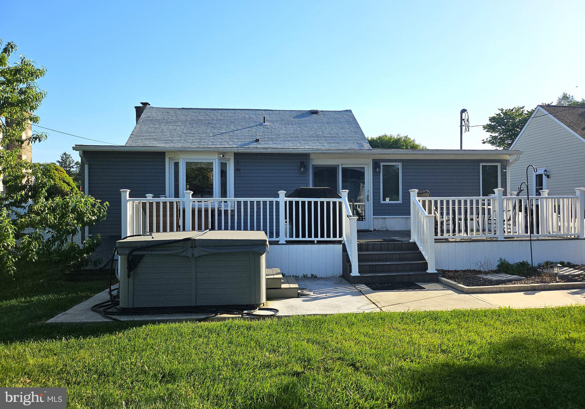 423 Newton Road Hatboro, PA 19040 - Photo 7 of 40 Gallery Image 7
