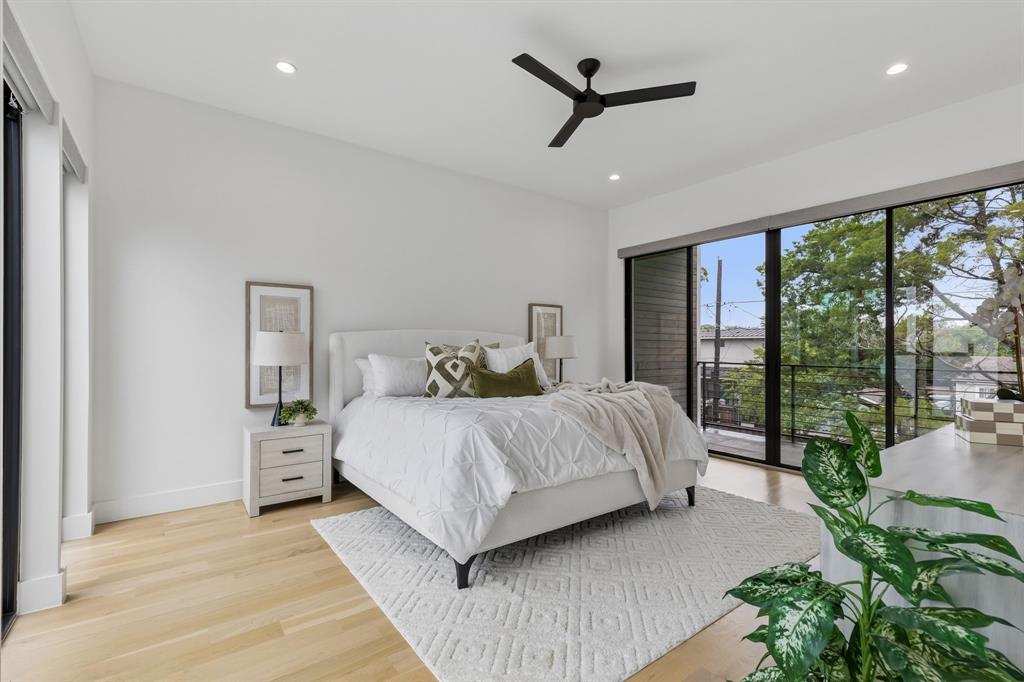 3949 Rochelle Drive Dallas, TX 75220 - Photo 25 of 37 Primary Suite with Private Balcony