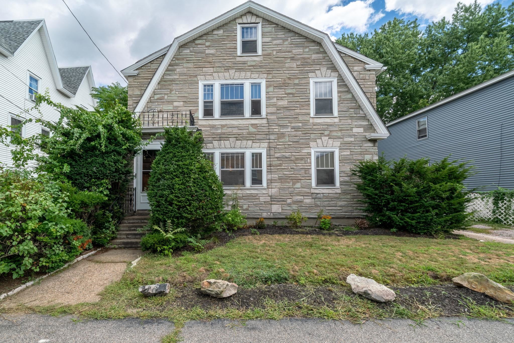 175 Beech Street Manchester, NH 03103 - Photo 2 of 35