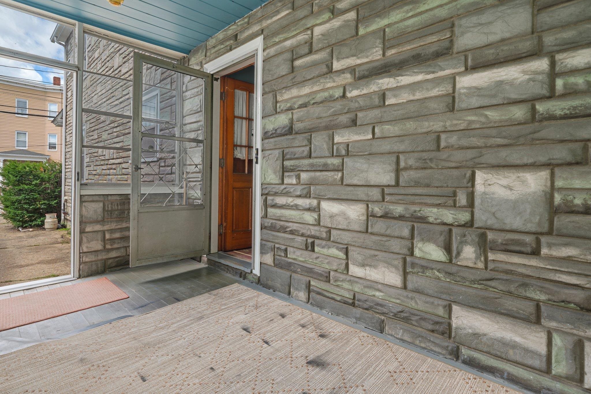 175 Beech Street Manchester, NH 03103 - Photo 21 of 35