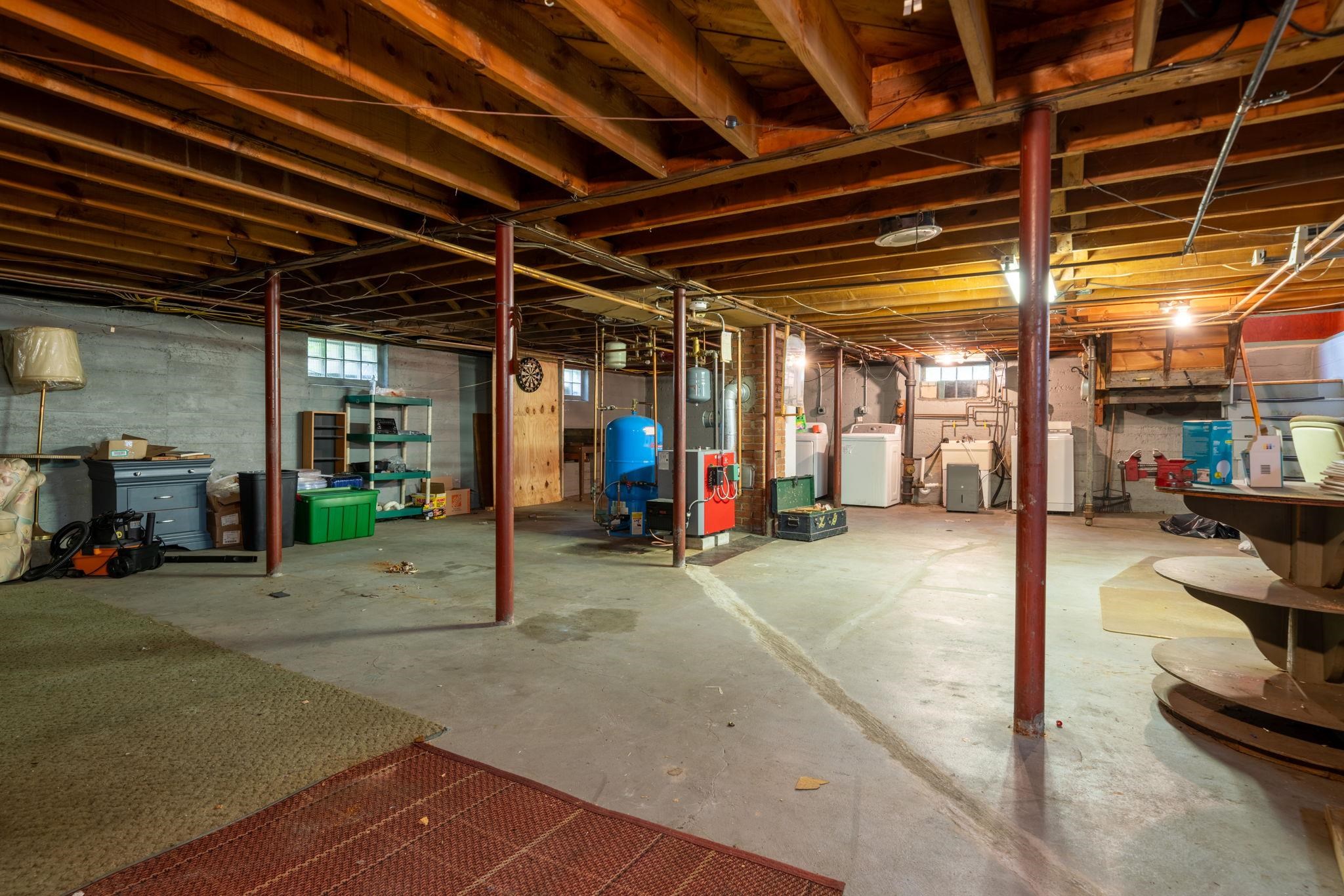 175 Beech Street Manchester, NH 03103 - Photo 27 of 35