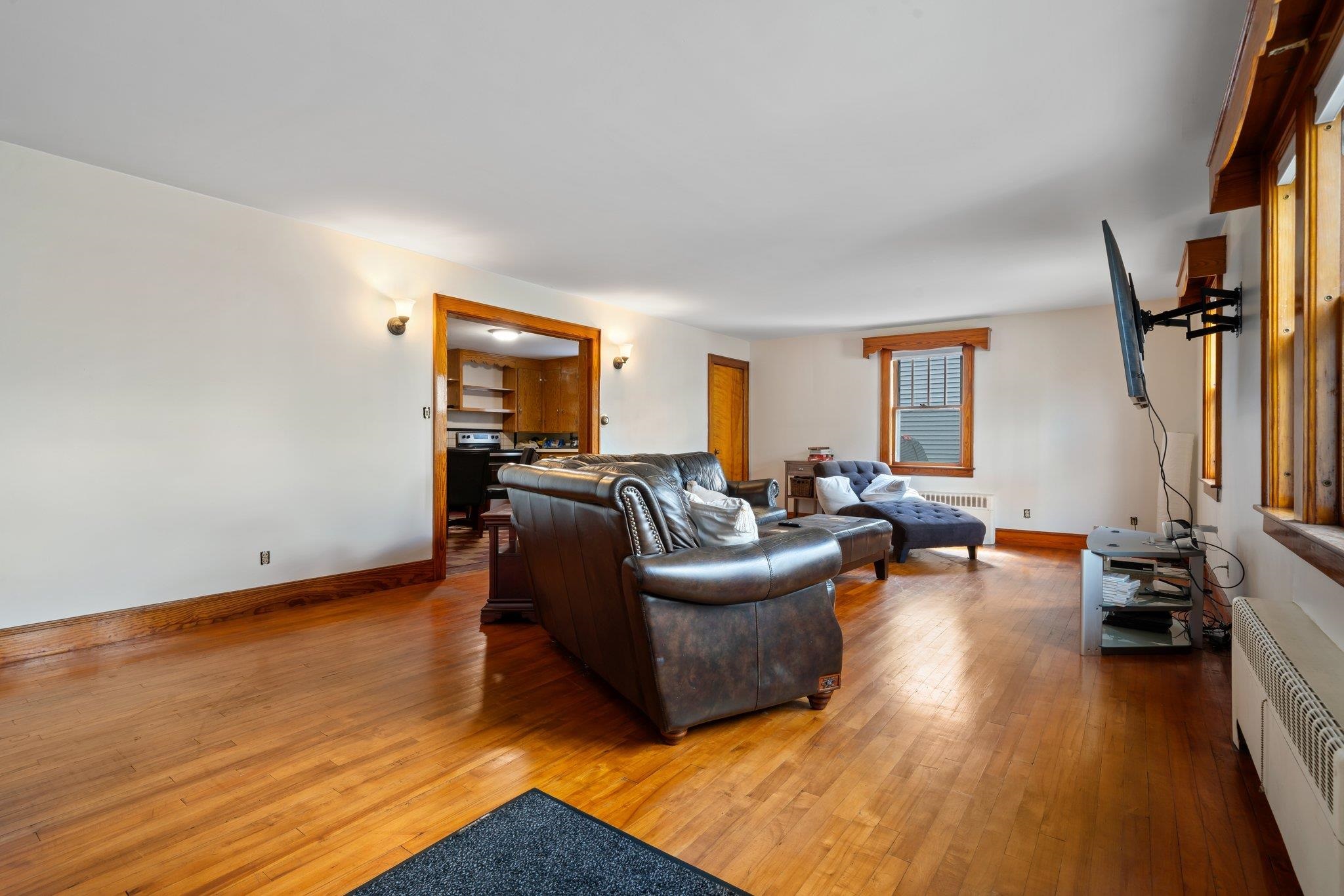 175 Beech Street Manchester, NH 03103 - Photo 32 of 35