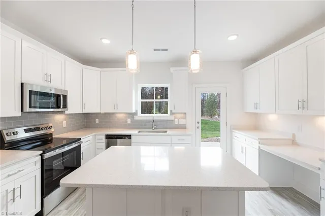 $264,900 | 4649 Canter Park Lane, Greensboro, NC 27410