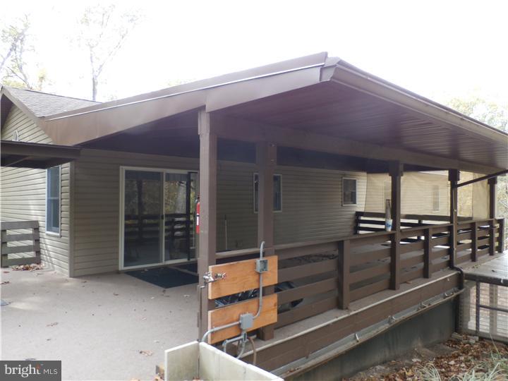 1994 Cocalico Road Birdsboro, PA 19508 - Photo 23 of 25 Deck