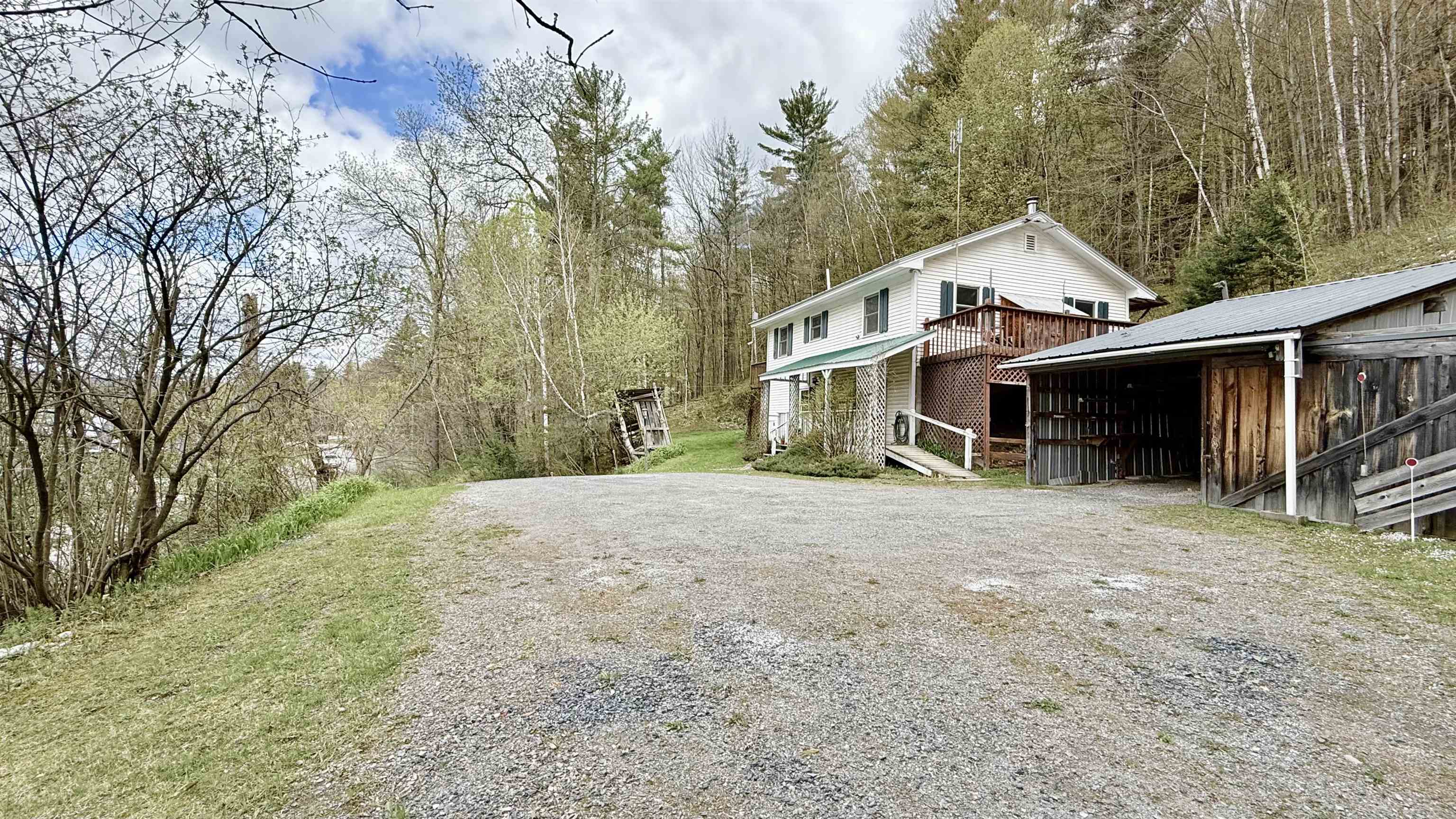 806 Highway 15 Johnson, VT 05656 - Photo 2 of 56
