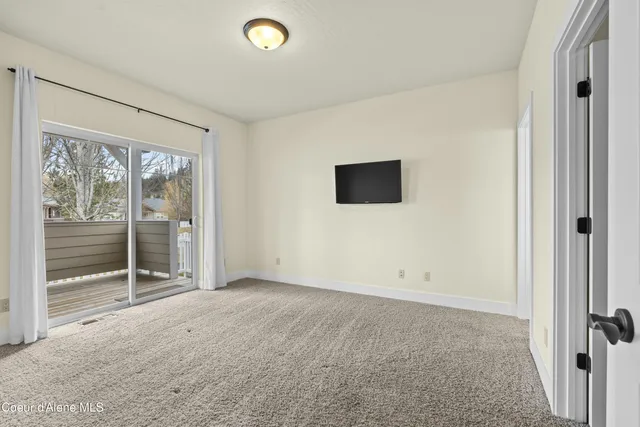 $620,000 | 424 Becker Lane, Dover, ID 83825