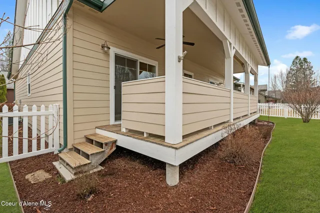 $620,000 | 424 Becker Lane, Dover, ID 83825