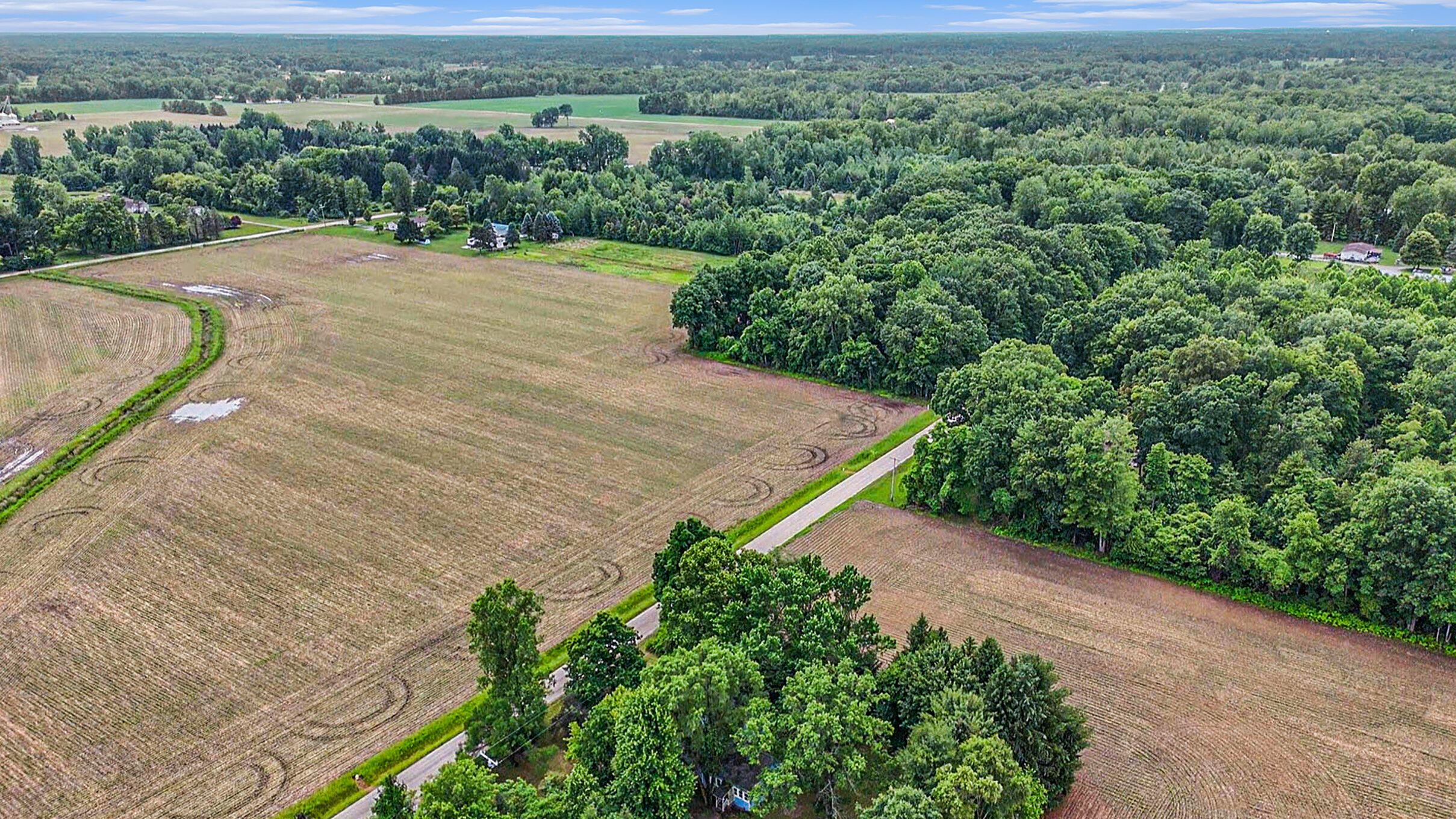 9563 Oak Road Willis, MI 48191 - Photo 23 of 24 021_file_873