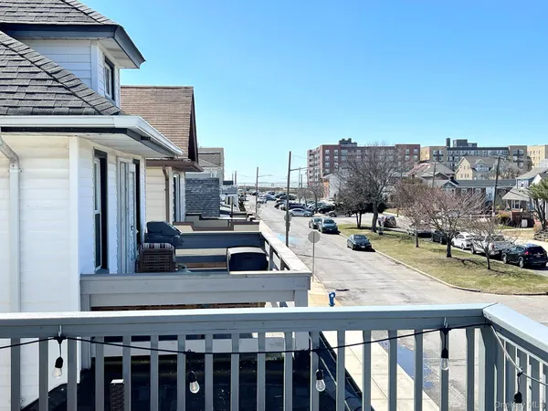 $4,200 | 128 Roosevelt Boulevard, Long Beach, NY 11561
