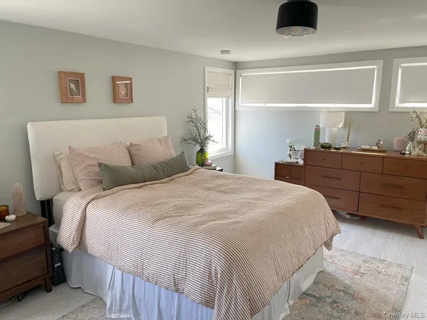 $4,200 | 128 Roosevelt Boulevard, Long Beach, NY 11561