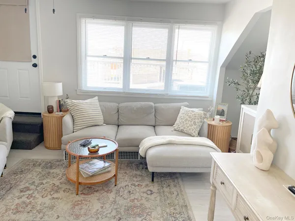 $4,200 | 128 Roosevelt Boulevard, Long Beach, NY 11561