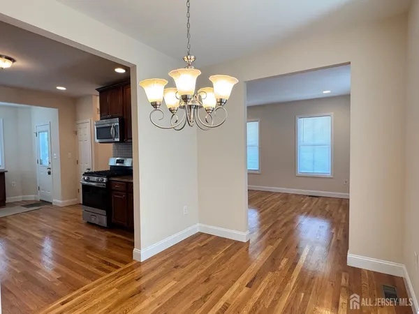 $3,100 | 150 George Street, South Amboy, NJ 08879