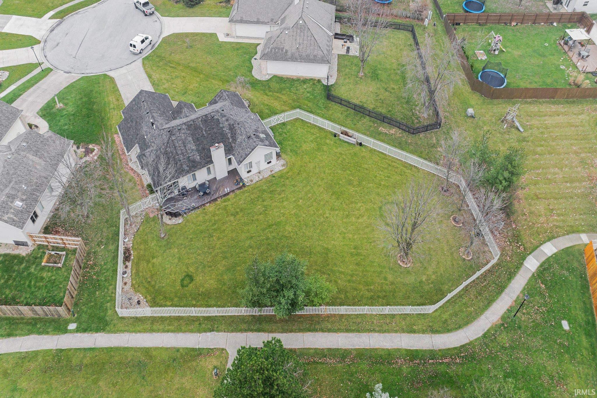 333 Stormy Ridge Place Fort Wayne, IN 46804 - Photo 2 of 26