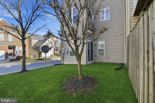 $599,900 | 12690 Lakeside Court, Woodbridge, VA 22192