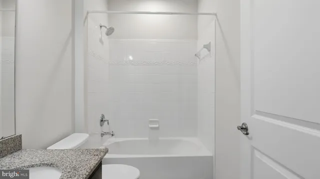 $599,900 | 12690 Lakeside Court, Woodbridge, VA 22192