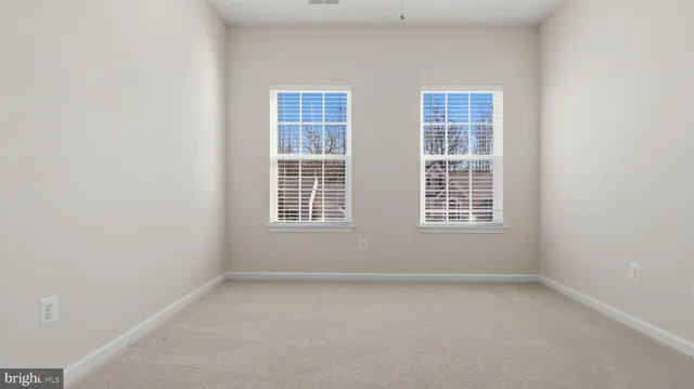 $599,900 | 12690 Lakeside Court, Woodbridge, VA 22192