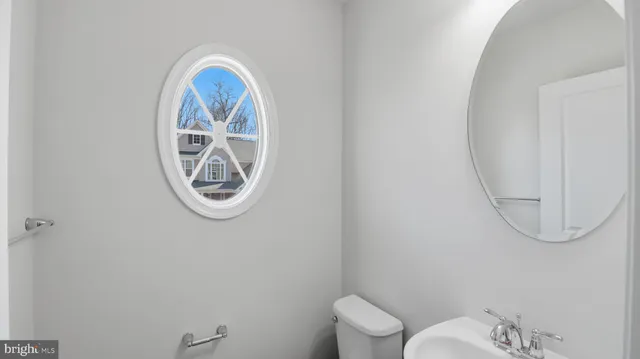 $599,900 | 12690 Lakeside Court, Woodbridge, VA 22192