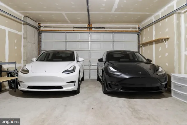 $599,900 | 12690 Lakeside Court, Woodbridge, VA 22192