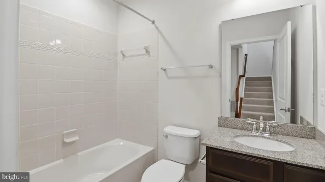 $599,900 | 12690 Lakeside Court, Woodbridge, VA 22192