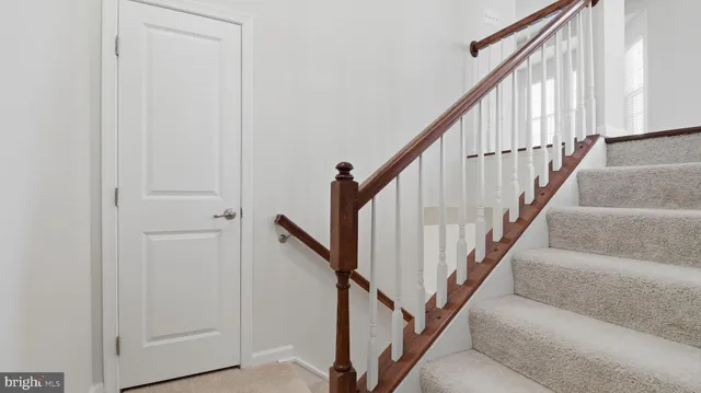 $599,900 | 12690 Lakeside Court, Woodbridge, VA 22192